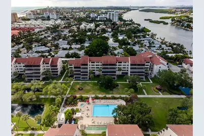 6267 Midnight Pass Road #306, Sarasota, FL 34242 - Photo 4