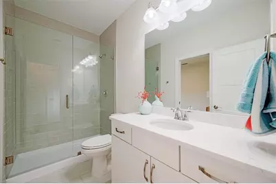7910 Lake Flores Avenue, Bradenton, FL 34210 - Photo 20