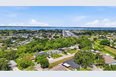 2130 72nd Street Circle W, Bradenton, FL 34209 - Photo 4