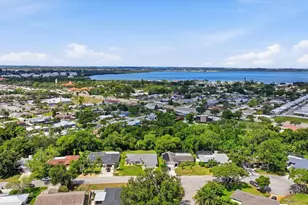 2130 72nd St Cir W, Bradenton, FL 34209 - Photo 4