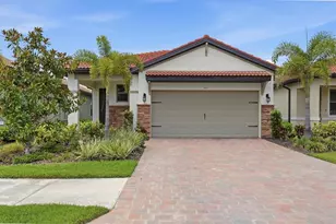 113 Moscata Wy, Nokomis, FL 34275 - Photo 1