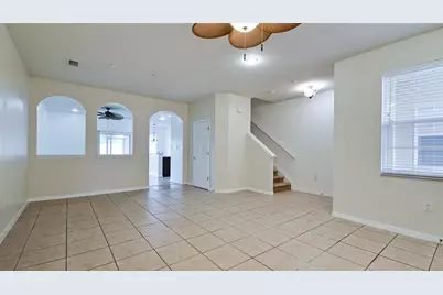 3497 Parkridge Circle #16-102, Sarasota, FL 34243 - Photo 2