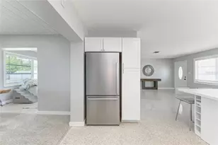 302 Dona Dr, Nokomis, FL 34275 - Photo 28