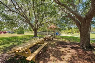 302 Dona Dr, Nokomis, FL 34275 - Photo 74