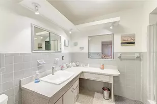 302 Dona Dr, Nokomis, FL 34275 - Photo 52