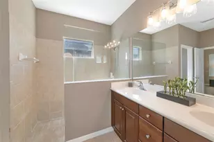 4930 Newport News Cir, Bradenton, FL 34211 - Photo 14