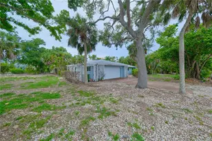 266 Ogden St, Sarasota, FL 34242 - Photo 8