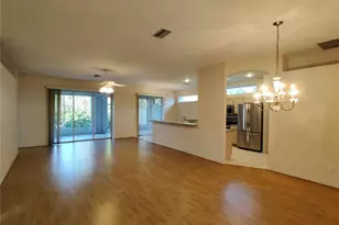 4469 Edinbridge Cir, Sarasota, FL 34235 - Photo 4