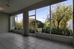 4469 Edinbridge Cir, Sarasota, FL 34235 - Photo 20