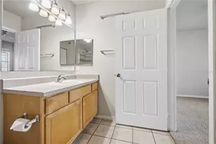 1025 Villagio Cir, Sarasota, FL 34237 - Photo 28