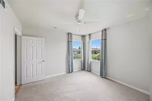 1025 Villagio Cir, Sarasota, FL 34237 - Photo 30