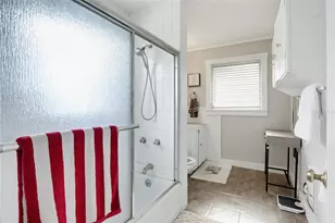 2719 Fort Worth St, Sarasota, FL 34231 - Photo 22
