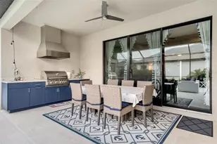2028 Woodleaf Hammock Ct, Bradenton, FL 34211 - Photo 4