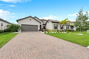 2028 Woodleaf Hammock Ct, Bradenton, FL 34211 - Photo 2