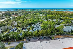 110 Woodland Pl, Osprey, FL 34229 - Photo 48