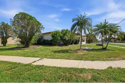 4751 S Biscayne Drive, North Port, FL 34287 - Photo 6