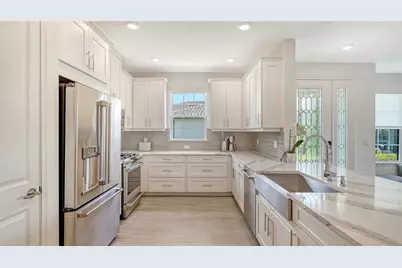 4737 Tortona Court, Bradenton, FL 34211 - Photo 8