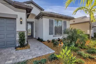5721 Sweet Leaf Way, Sarasota, FL 34238 - Photo 2