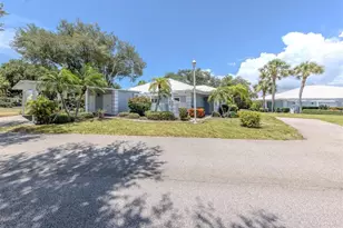 431 Wexford Cir, Venice, FL 34293 - Photo 2