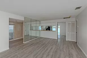 431 Wexford Cir, Venice, FL 34293 - Photo 16