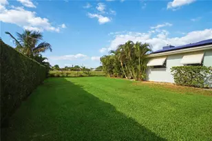 8003 19th Ave Dr W, Bradenton, FL 34209 - Photo 28