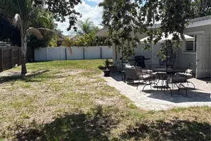 2915 Webber St, Sarasota, FL 34239 - Photo 10