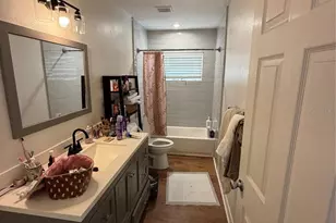 2915 Webber St, Sarasota, FL 34239 - Photo 10