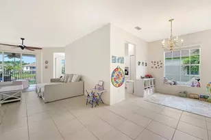 7106 Prosperity Cir, Sarasota, FL 34238 - Photo 4