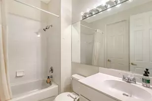 7106 Prosperity Cir, Sarasota, FL 34238 - Photo 30