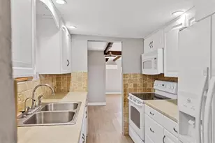 2551 Wilkinson Rd, Sarasota, FL 34231 - Photo 34