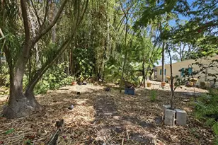 2551 Wilkinson Rd, Sarasota, FL 34231 - Photo 10