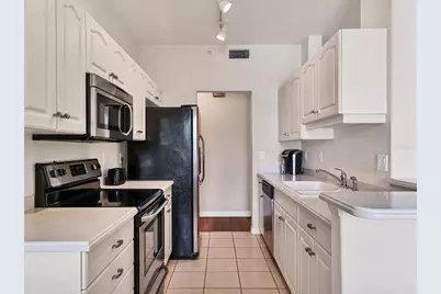 150 L Pavia Boulevard #13, Venice, FL 34292 - Photo 10
