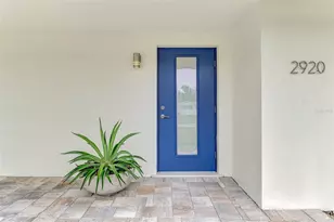 2920 Gulf Gate Dr, Sarasota, FL 34231 - Photo 8