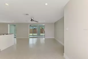 2920 Gulf Gate Dr, Sarasota, FL 34231 - Photo 10