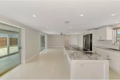 2920 Gulf Gate Drive, Sarasota, FL 34231 - Photo 24