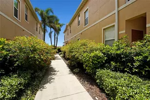 3576 Parkridge Cir, Sarasota, FL 34243 - Photo 16