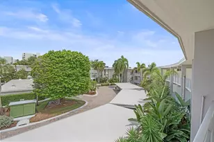 100 Sands Point Rd, Longboat Key, FL 34228 - Photo 6