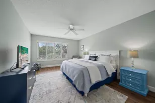 100 Sands Point Rd, Longboat Key, FL 34228 - Photo 22