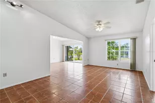4004 42nd Ave W, Bradenton, FL 34205 - Photo 4