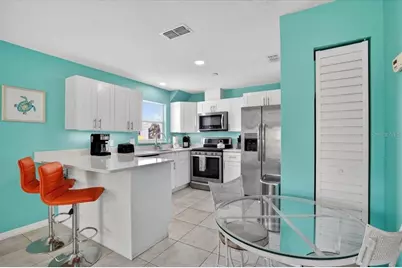 3303 6th Avenue #B, Holmes Beach, FL 34217 - Photo 8