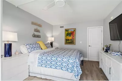 3804 Gulf Of Mexico Drive #B204, Longboat Key, FL 34228 - Photo 20