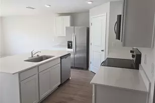 10908 44th Ave E, Palmetto, FL 34221 - Photo 4