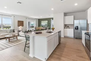 18717 Lookout Rdg Pl, Lakewood Ranch, FL 34211 - Photo 2