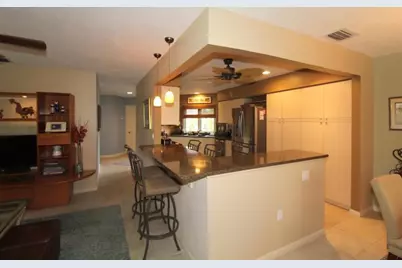 4532 N Ascot Circle, Sarasota, FL 34235 - Photo 10