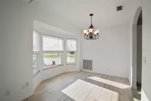 272 Malvern Dr, Venice, FL 34293 - Photo 14