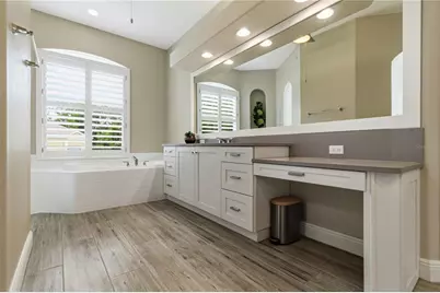 10622 Cheval Place, Lakewood Ranch, FL 34202 - Photo 10