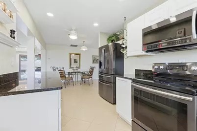 3612 S Lockwood Ridge Road, Sarasota, FL 34239 - Photo 14