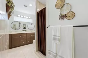 3612 S Lockwood Ridge Rd, Sarasota, FL 34239 - Photo 34