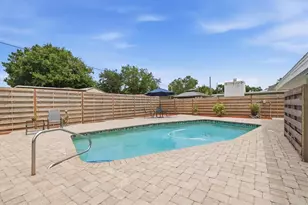 3612 S Lockwood Ridge Rd, Sarasota, FL 34239 - Photo 22