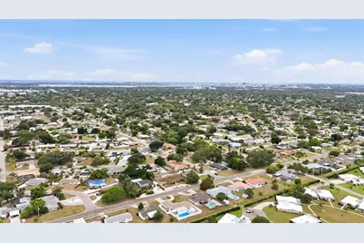 3612 S Lockwood Ridge Road, Sarasota, FL 34239 - Photo 52